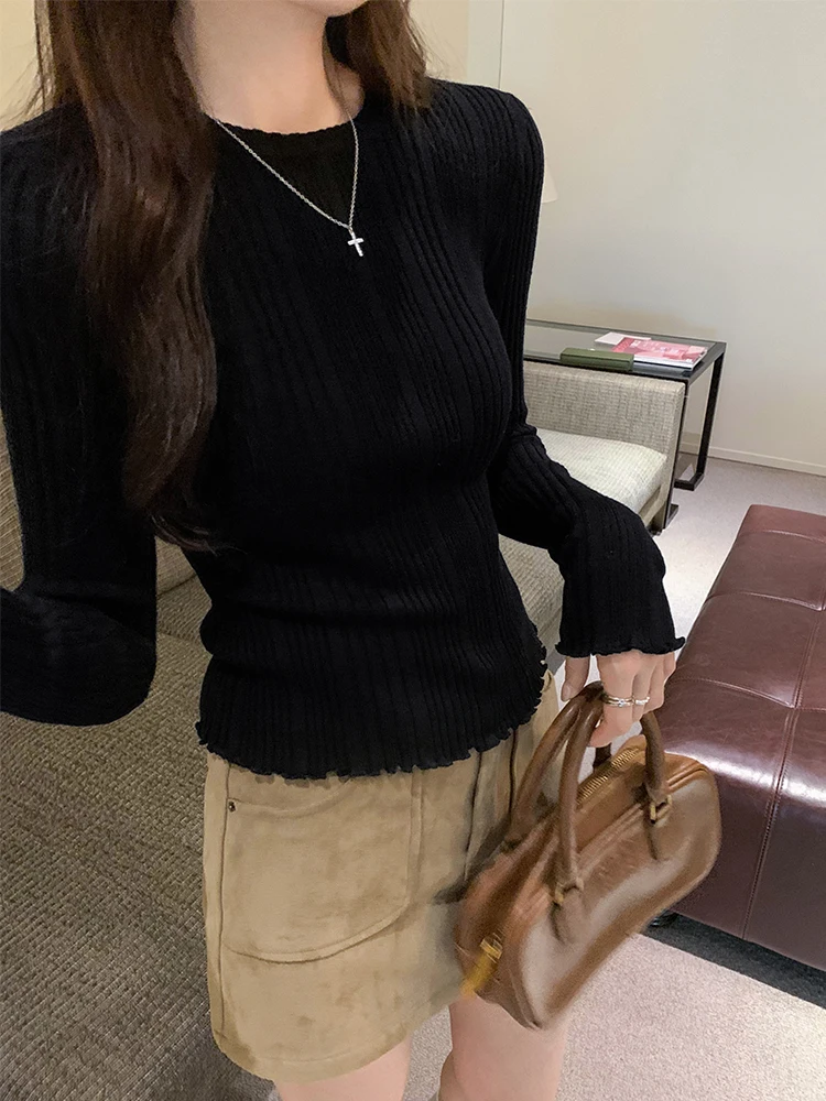大人可愛い服 40代コーデ｜フリルトップスの自然な美しさを徹底解説