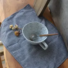浅灰色のコットンリネン製 シンプルなテーブルマット【茶卓用・家庭用】