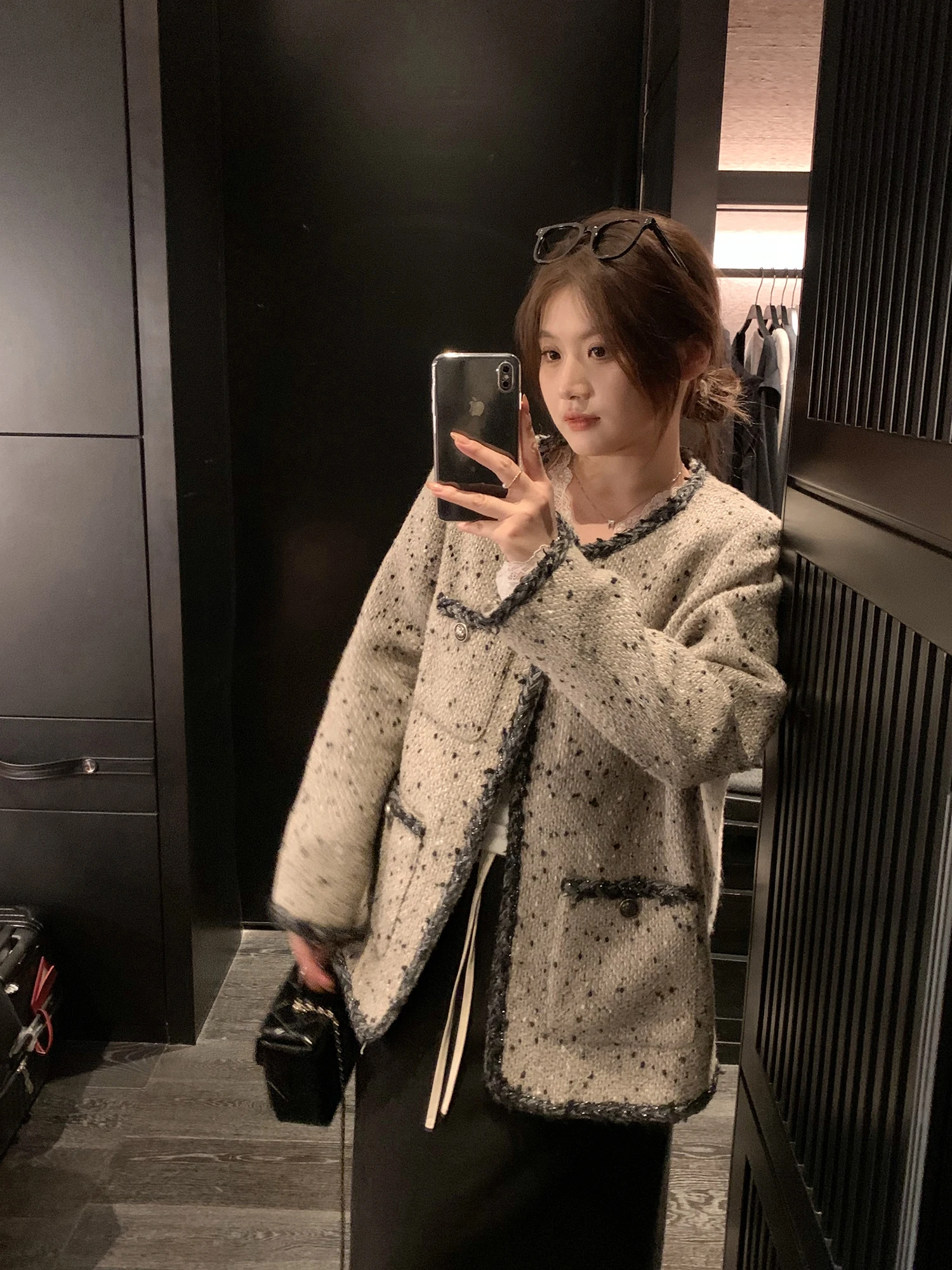 ALIN冬用コート：ゆったりシルエットで雪景色旅行に最適なファッションコーデ