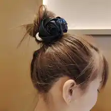 バラの花デザインのサテンヘアクランプ【三歯・ビンテージスタイル・後頭部用】