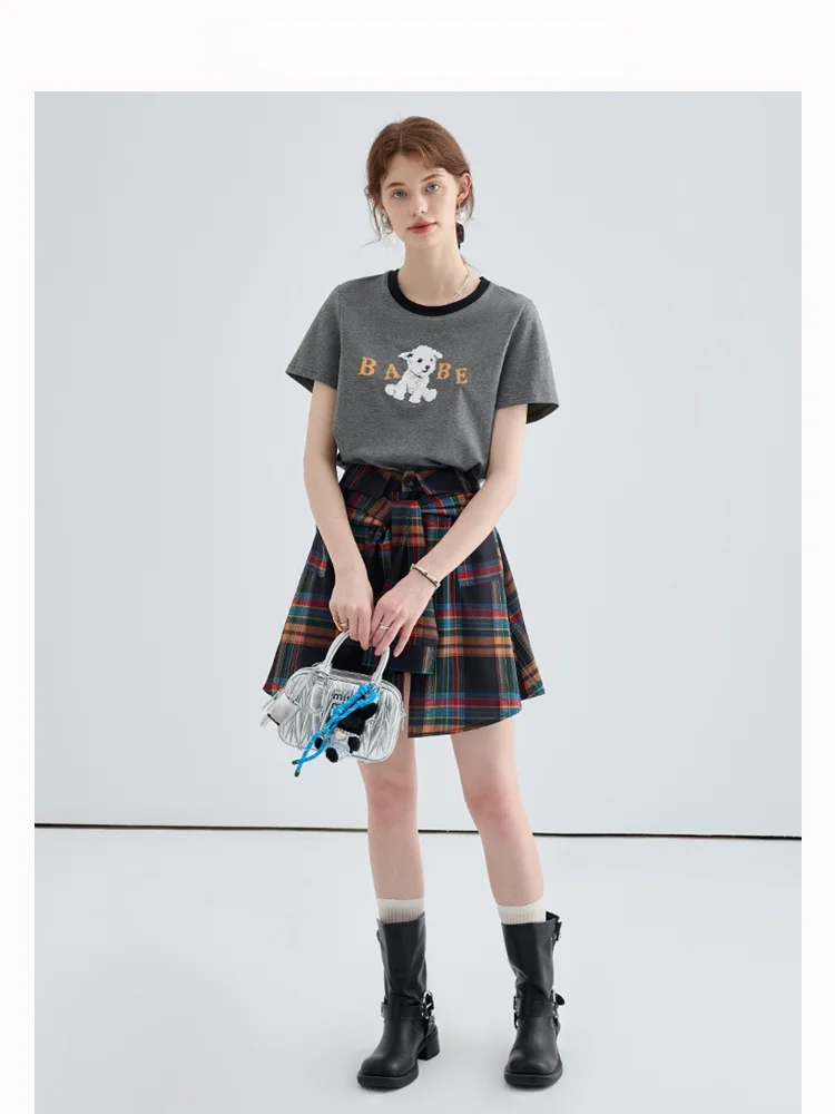 tシャツコーデレディースで失敗しない方法は？「通勤風」のシンプルさと青春感を両立するセットアップの選び方