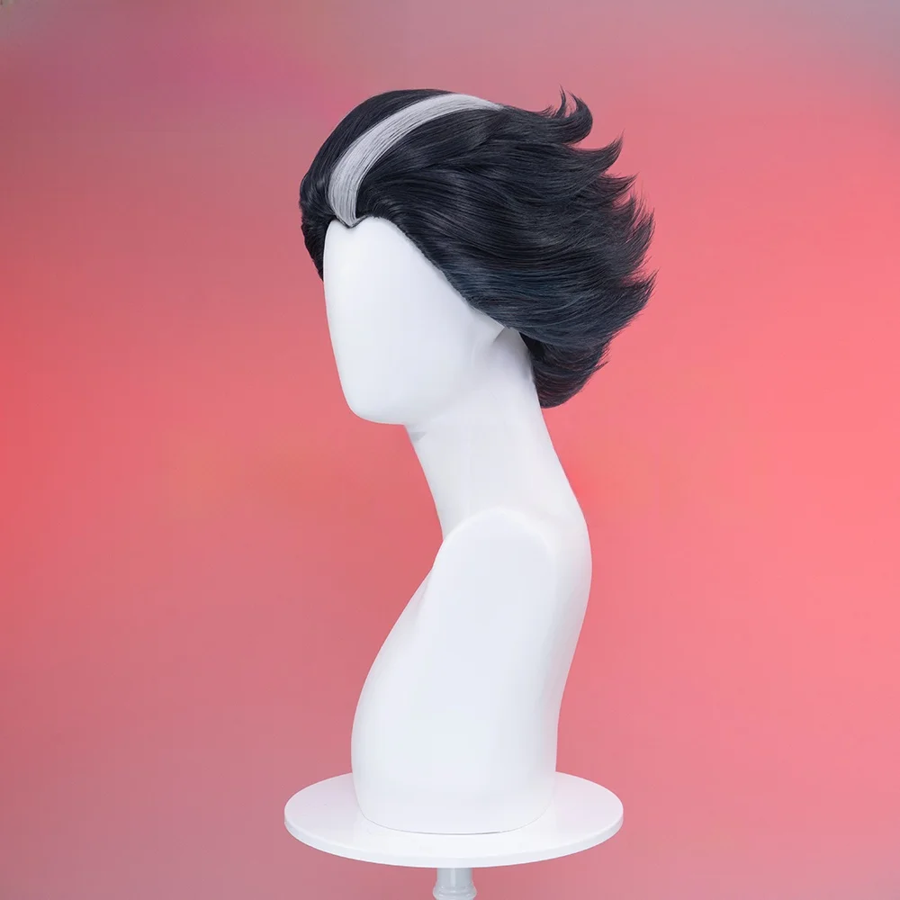 ダーク系に合うヘアスタイルは？コスプレ用ウィッグでリアルなスパイダーの魅力を体感