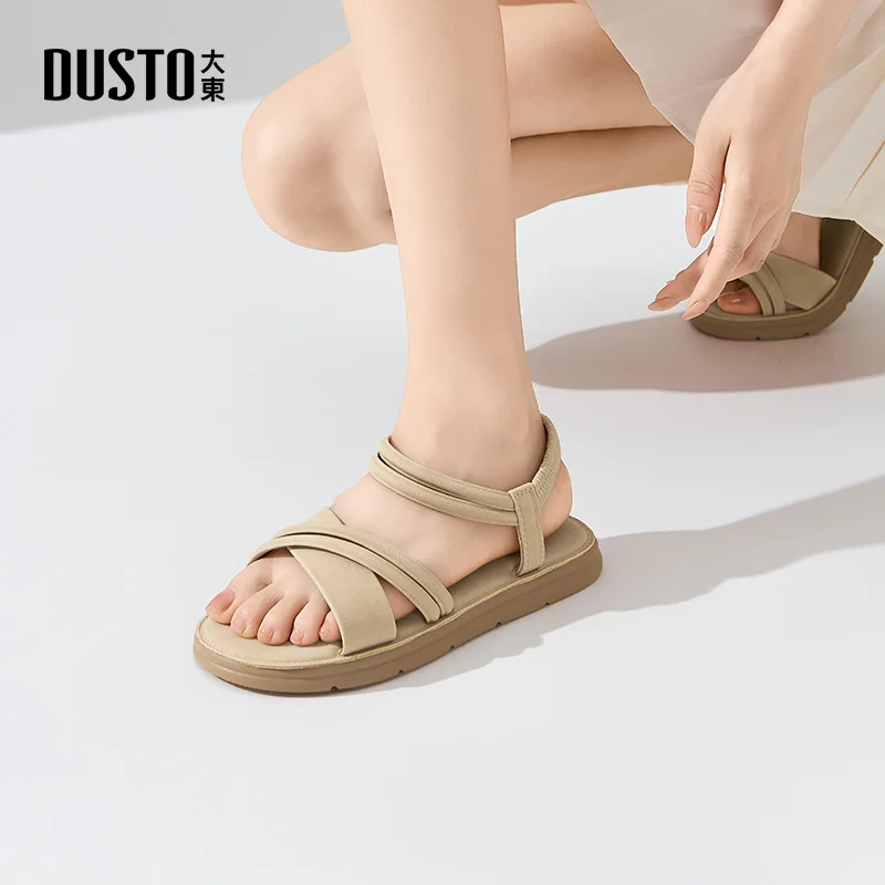 5月カジュアルコーデに最適なフラットサンダル【DUSTO大東】の実用性とシーン別使い方