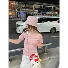 桜柄のカラー斜めショルダートップス【女性用・フィットデザイン・肩出し】