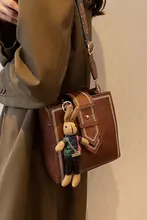 レトロなミニショルダーバッグ【スタイリッシュ・ワイドストラップ・バケツ型】