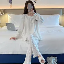 長袖長ズボンのキャジュアルなプリンセス風セットアップ【可愛らしいレース・コットン100%】（セットアップ対応）