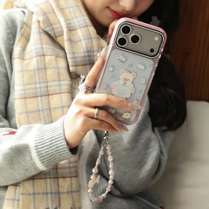 スマホケース くま柄 マグネット式 耐衝撃 グラデーション クリア iPhone対応 「FUNNYRICH」
