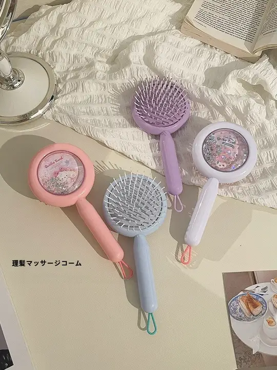 かわいいクッションブラシ【マッサージ機能・長髪用・携帯便利・静電気防止】
