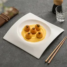高級感ある創造的なデザインの陶製料理皿【洗練されたシンプルスタイル・深皿】
