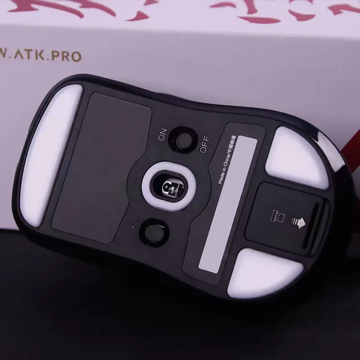 特氟ロン製 ゲーミングマウスパッド【耐久性・滑り止め機能・高性能】