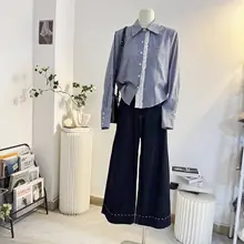 レースアクセントの青いチェック柄長袖シャツ【フレンチスタイル・女性用】