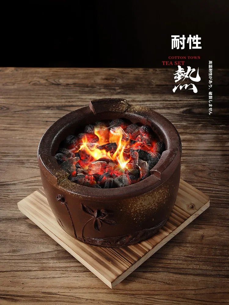 焚き火台で冬の囲炉裏を楽しむには？手作り風の陶器鍋がおすすめな理由