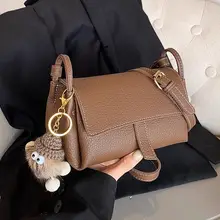 ピローバッグ レディース ショルダーバッグ 斜めがけ 茶色 シンプル きれいめ 通勤 デイリー オールシーズン 着回し