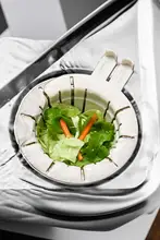 キッチン用流し台排水フィルターバスケット【食材の残りとごみを防ぐ・うさぎ耳デザイン・持ち手付き】