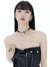 UWAII バタフライチョーカー【ブラック・Y2Kスタイル・パンクデザイン】