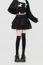立体的なフラワーデザインの黒いフレアスカート【春用・フリル付き・Aライン】