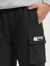 軽量で暖かい！子供用のストレッチダウンパンツ【ウエストゴム・通学服対応】