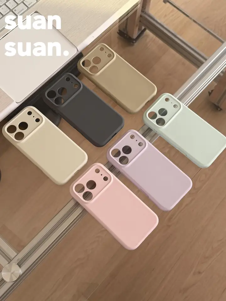 iPhoneケース iPhone 17 Pro Max iPhone 16 iPhone 15 対応 リキッドシリコン マット加工 精密カット 全面保護 もちもち ソフト シンプル 無地 上品 ユニセックス 「FUTHREE」
