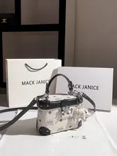 高級感あふれるデザイン！ボックス型ミニ財布【クラシック・多機能】