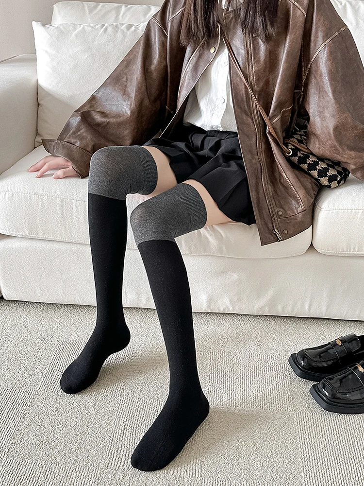 OL女子が選ぶ秋冬の足元スタイルは？コットン混紡ロングソックスで失敗しない選び方