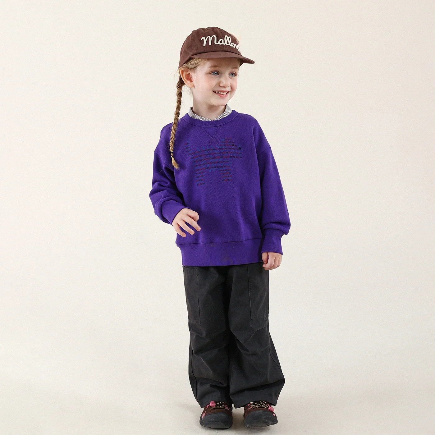 子供用カートゥーンデザインのコットンパーカー：シンプルで可愛い服の秋の定番としての実用性