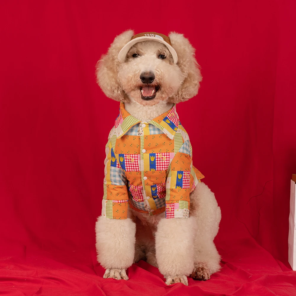 大型犬用秋冬シャツジャケット：花柄チェックキルティングで快適な日常着用を実現