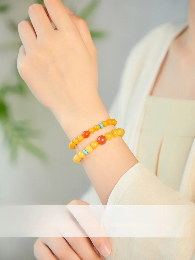 amber color と brown color の違いは？天然琥珀ブレスレットで答えを知る