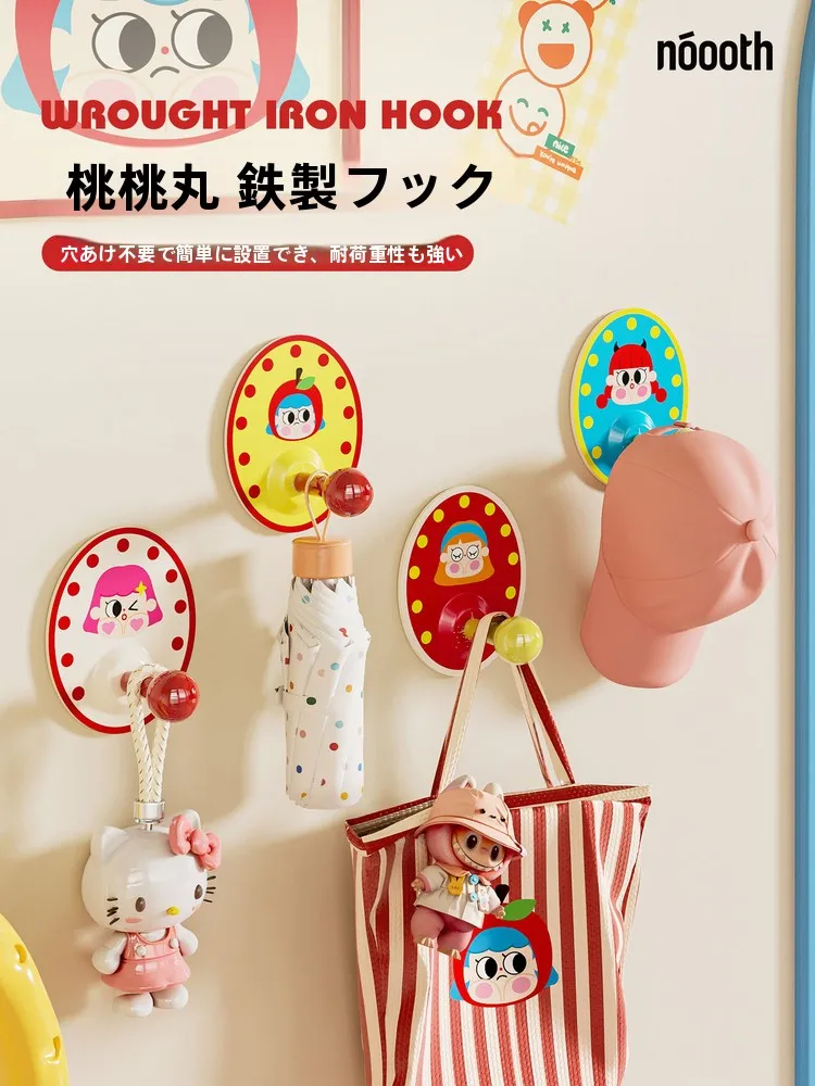 強力粘着フック：穴あけ不要で帽子やキッチンに最適な実用性を実証