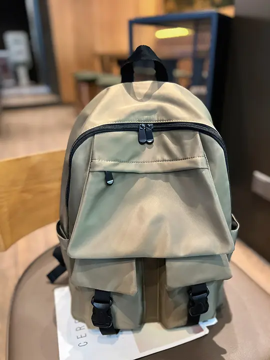リュック デイパック メンズ レディース ナイロン 防水 大容量 軽量 多ポケット シンプル PC収納 カジュアル 旅行 通勤 通学