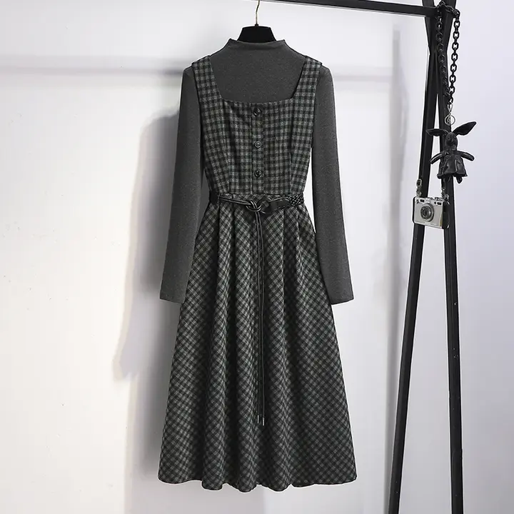 レトロフランネルチェックワンピース【秋冬用・ノースリーブ・2点セット対応】