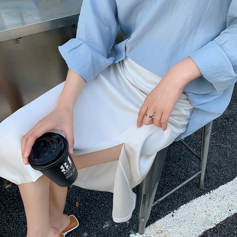 マーメイドスカート コーデの完全ガイド｜トップス選びとシーン別活用法