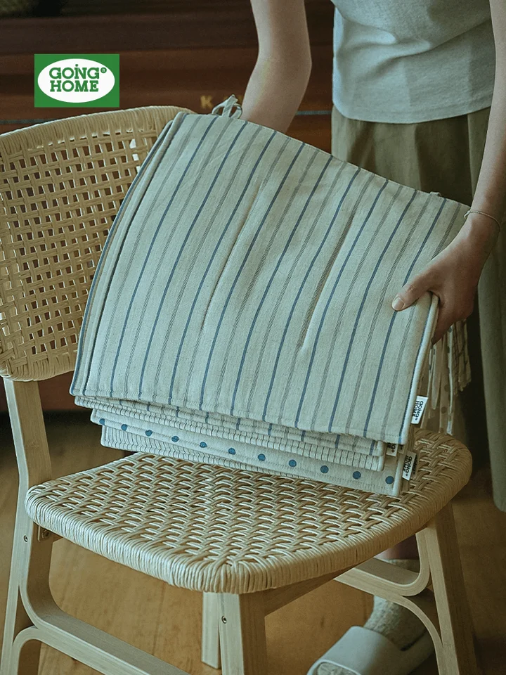 夏用ストライプデザインの高級感あるダイニングチェアクッション