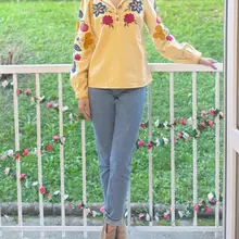 Zoyoyued 刺繍入りVネックブラウス【カラフルな花柄・カーキ・コットン・クロシェトリム】