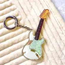 ギター型チャーム【アクリル製・鍵のリング・プレゼント用・弦楽器モチーフ】