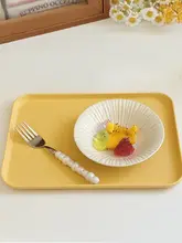 四角のトレー 一人用 単色 小麦ストロー シンプルデザイン
