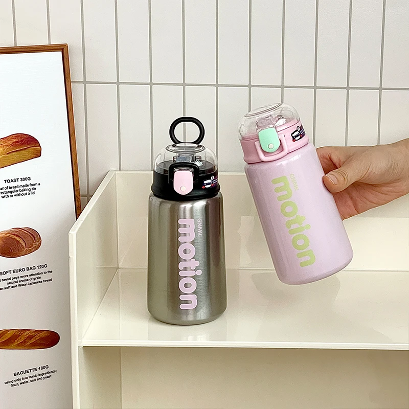 保温吸管付きステンレスボトル：400mlコンパクトモデルの実用性と持続可能性