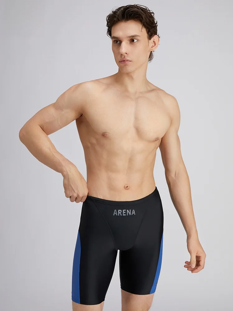 arena水着 メンズ は どんなもの？快適さとデザインのバランスが取れた選択肢とは？