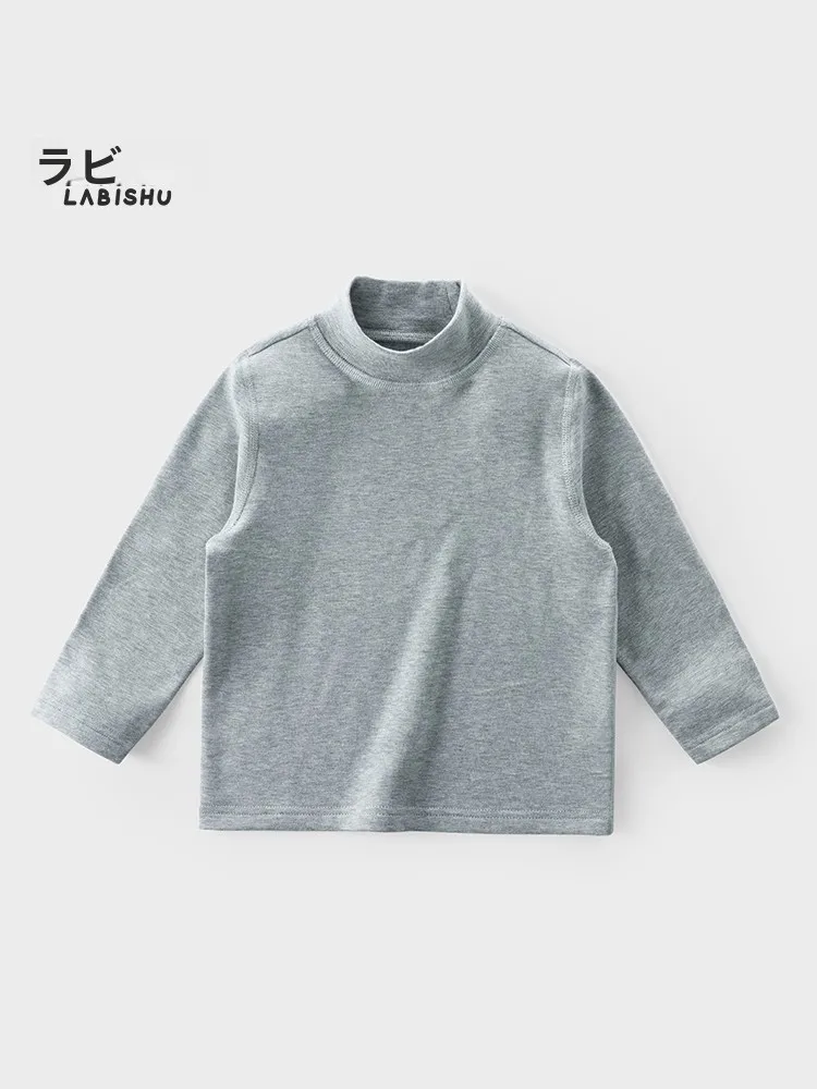 16度cに適した子供の服としての男の子用ハイネックニットTシャツの実用性と機能性