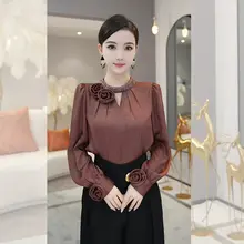 レディース 長袖シャツ【赤・高級感・フレンチスタイル・シンプルデザイン】