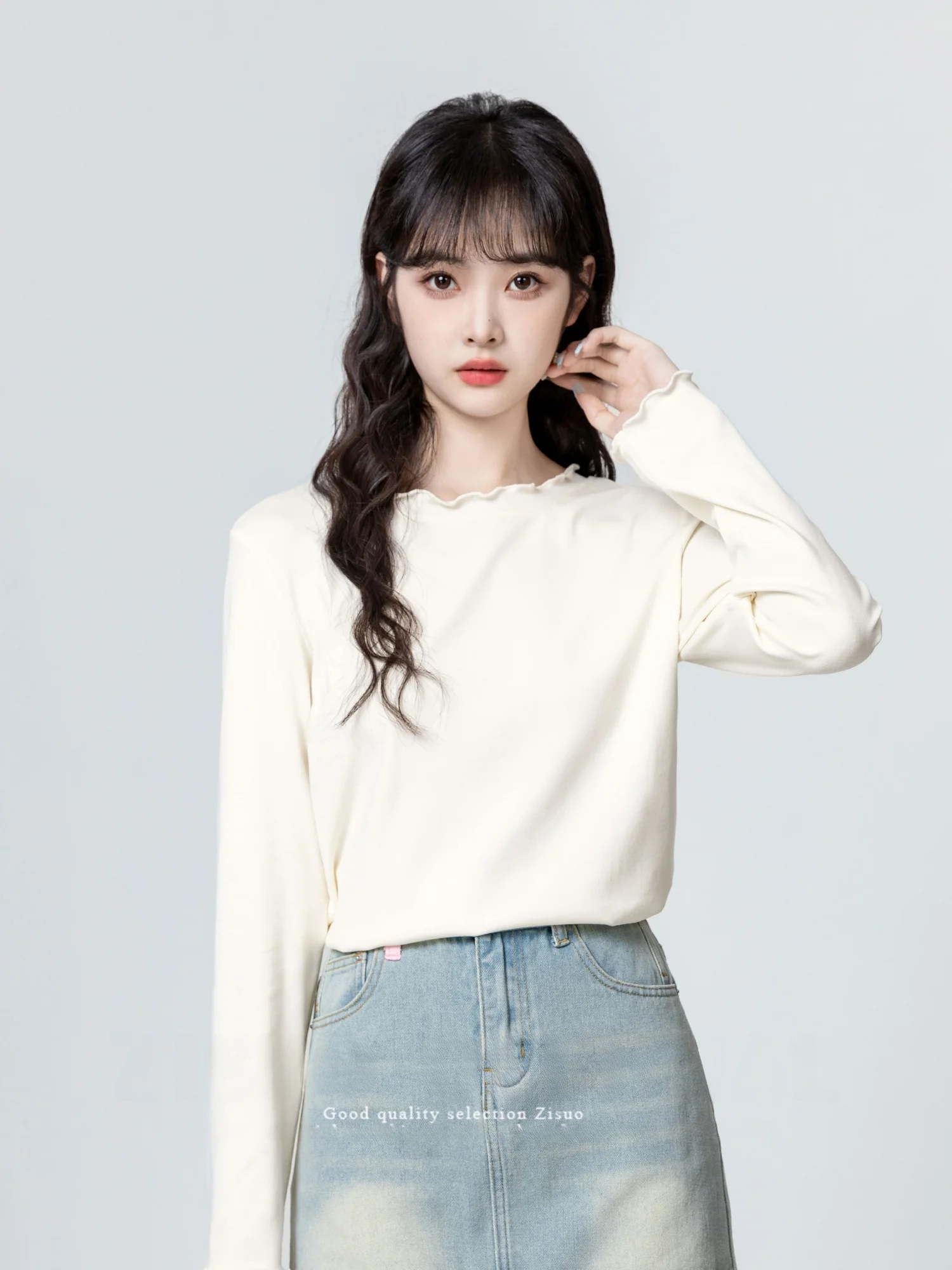 杏色 長袖Tシャツ【木耳辺デザイン・韓国風・普段使いに最適】