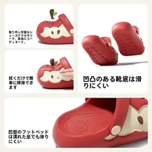 穴あきサンダル キッズ ボーイズ ガールズ りんご柄 かわいい 滑りにくい 外ばき 夏 「chedoir」
