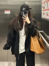 女性用フード付きブラックパーカー【長袖・秋冬用・極上の柔らかさ】
