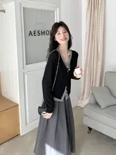 春にぴったり！フレアスリーブブラウスと百褶スカートの女性用コーディネート（セットアップ対応）