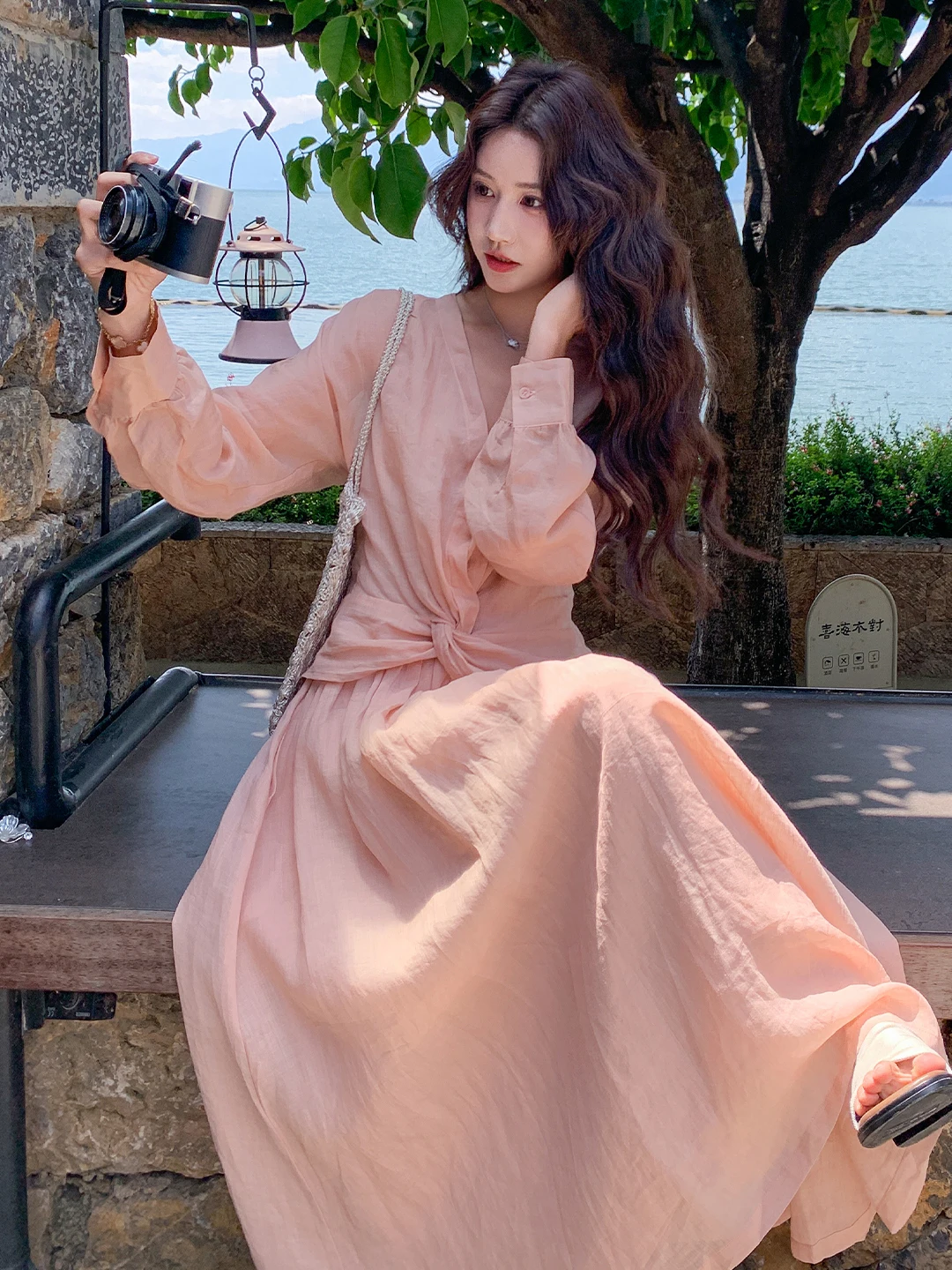 1ヶ月着回しコーディネートで失敗しない方法は？美しいピンクのリネントップス＆スカートが解決する