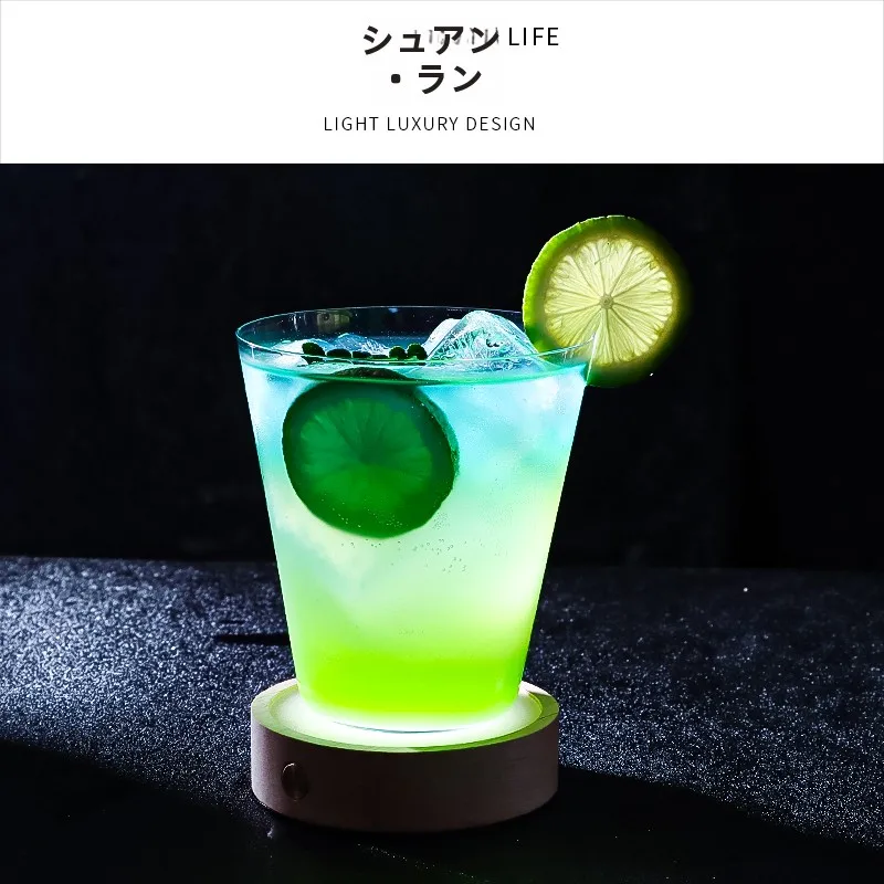 おうち時間を豊かにするおすすめアイテム｜ソファ保護カバーとコーヒーカップの徹底解説