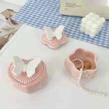 ハート型バタフライデザイン陶器ジュエリーボックス【おしゃれな収納用・インテリア小物】