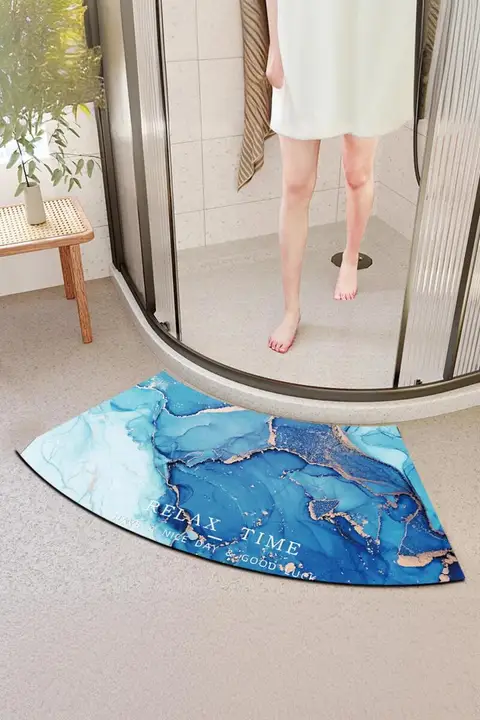 吸水性の高いダイソウ土製浴室用マット【アーチ型・滑り止め・トイレ用】