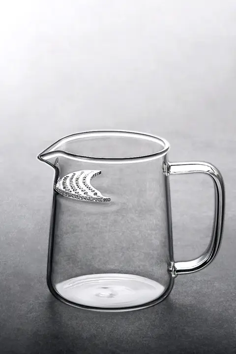 茶こし付きピッチャー ガラス 一体型 月形茶こし クリア 緑茶用 高級感 茶器