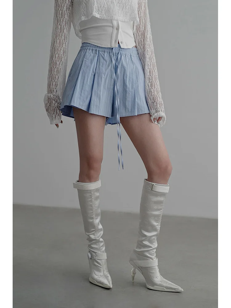 ゴムウエスト短パンツ【プレッツェルデザイン】：打ちっぱなし服装女性に最適な百搭スタイルとは
