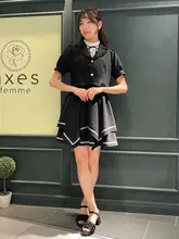 axes femme 不規則裾デザインのフィットショートスカート【レディース・元気な印象】
